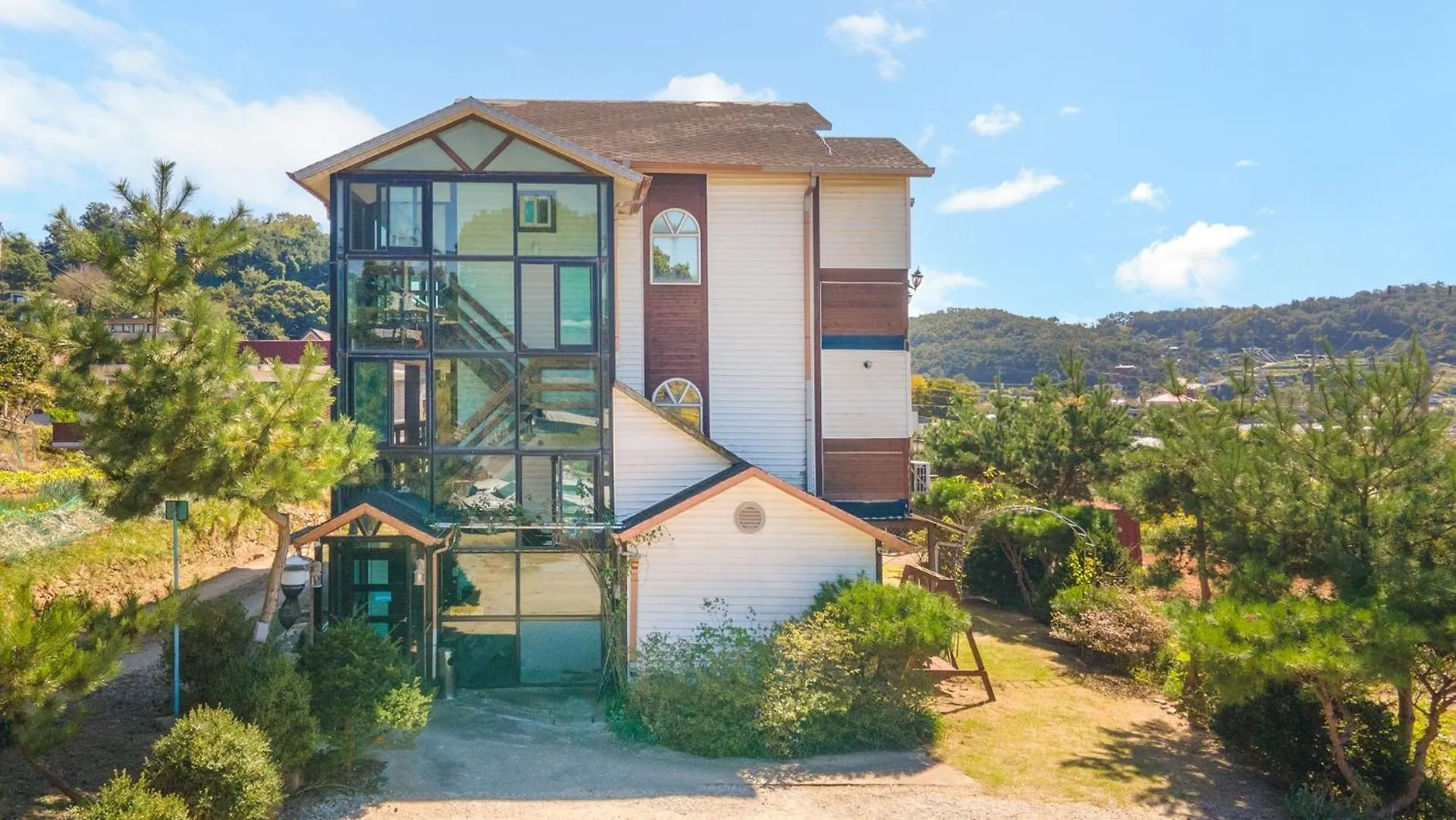 別荘 Ganghwa Ara Pension インチョン広域市