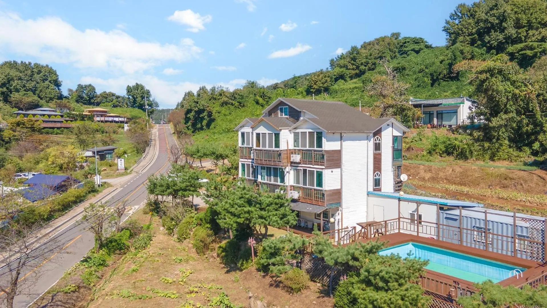 別荘 Ganghwa Ara Pension インチョン広域市